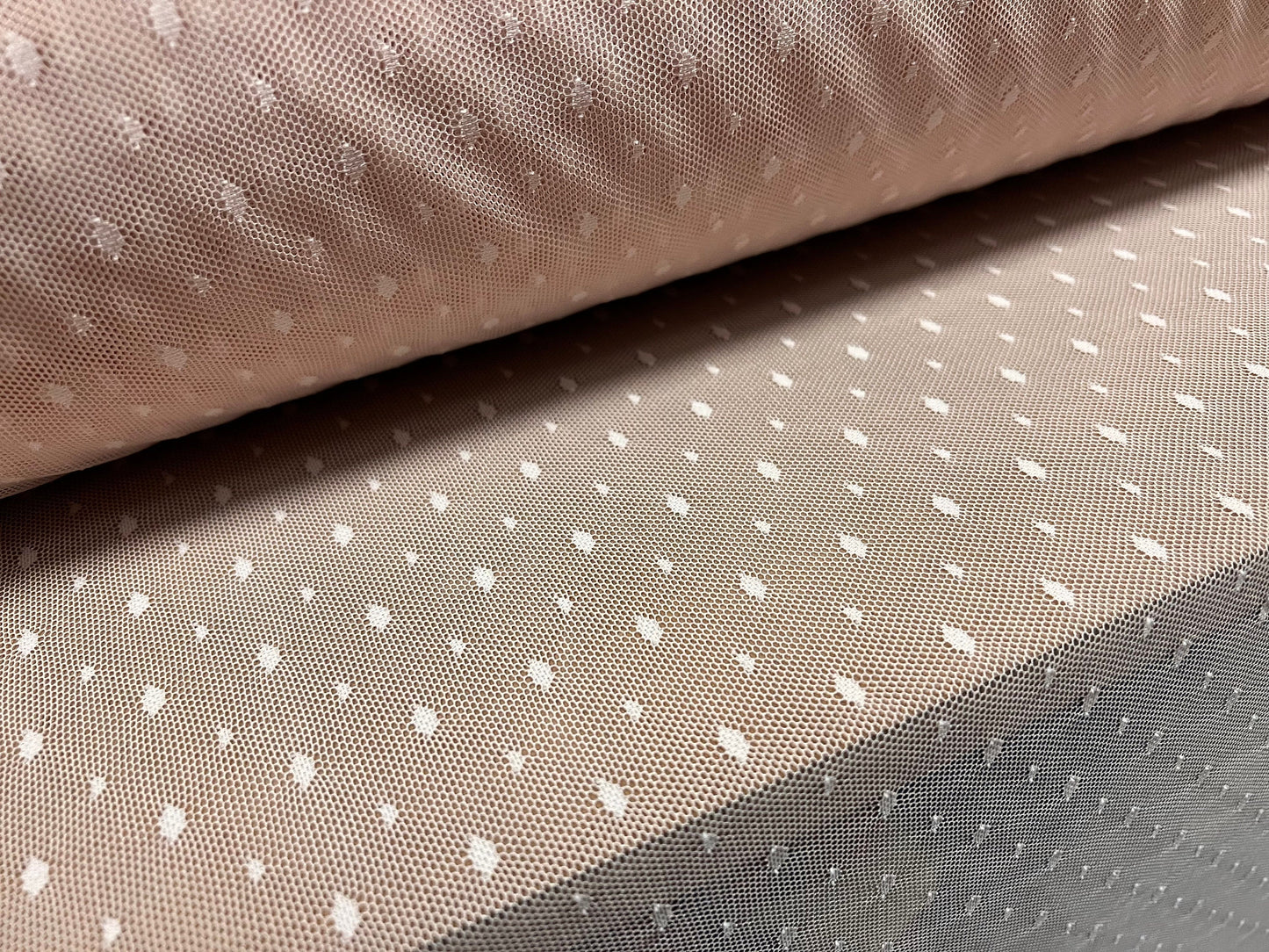 Power mesh net stretch fabric, per metre - Dobby jacquard - nude