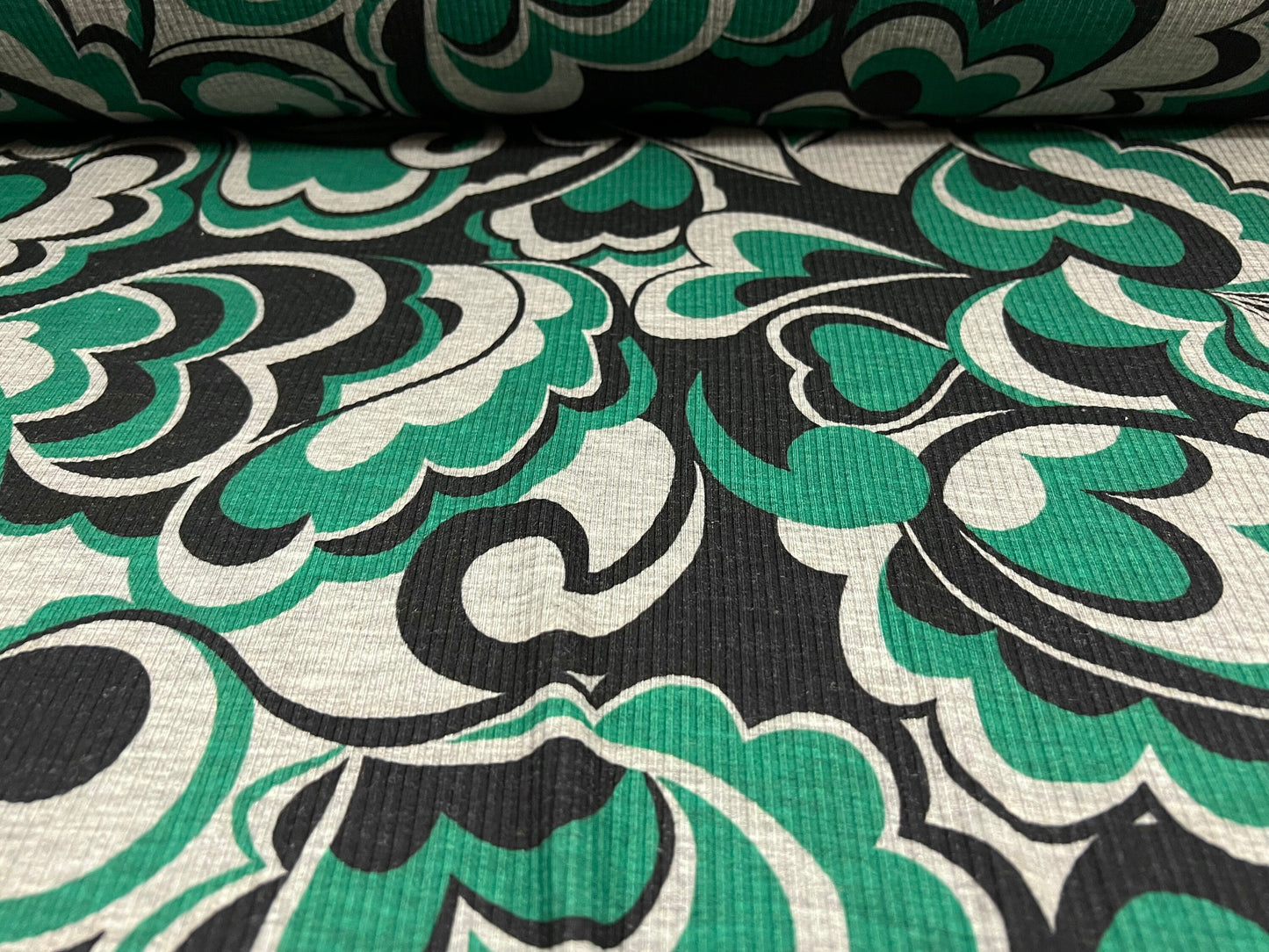 Spandex rib stretch jersey fabric, per metre - retro flower print - emerald green on grey marl
