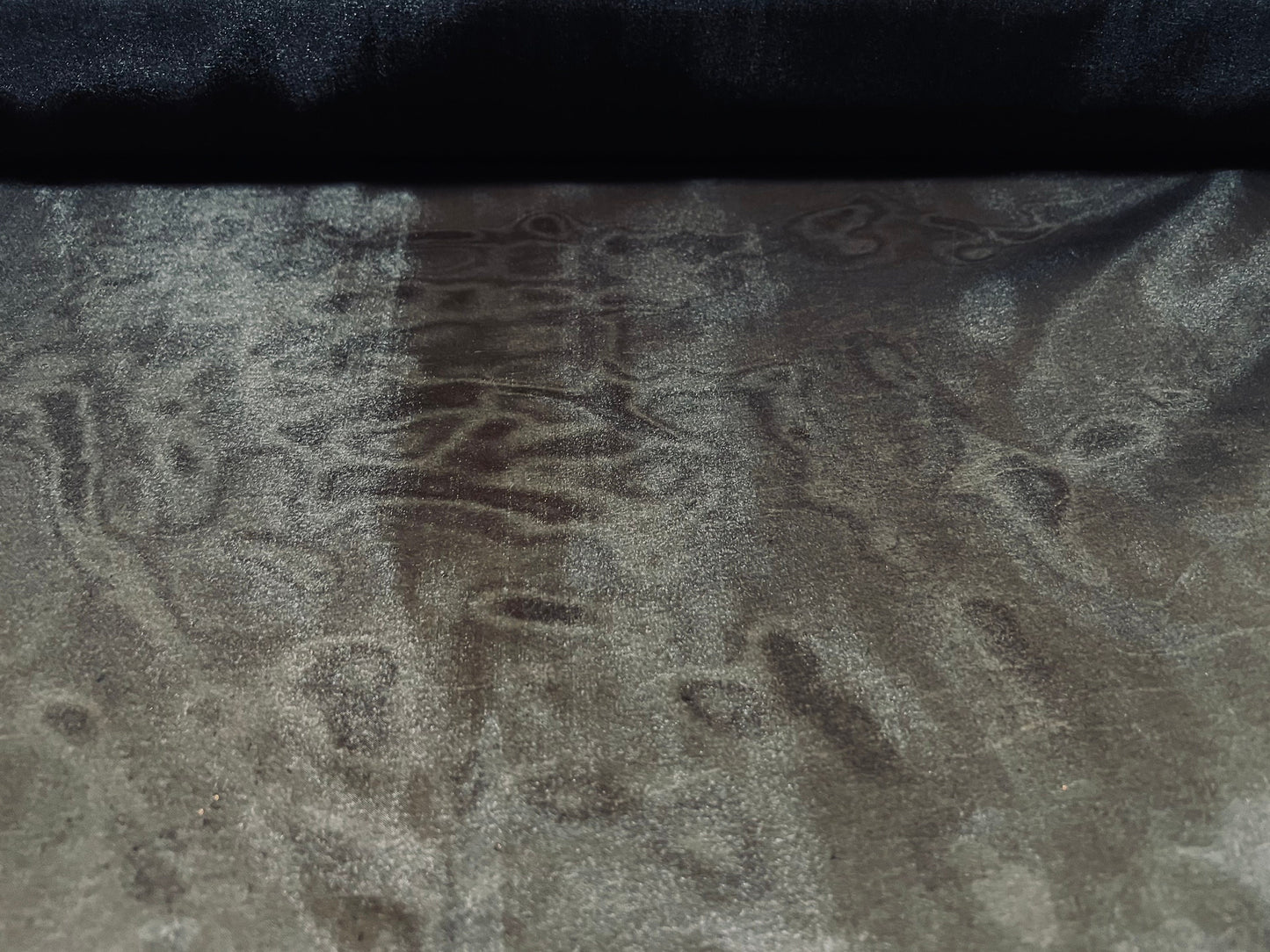 Crystal organza lightweight woven shimmer fabric, per metre - plain - black