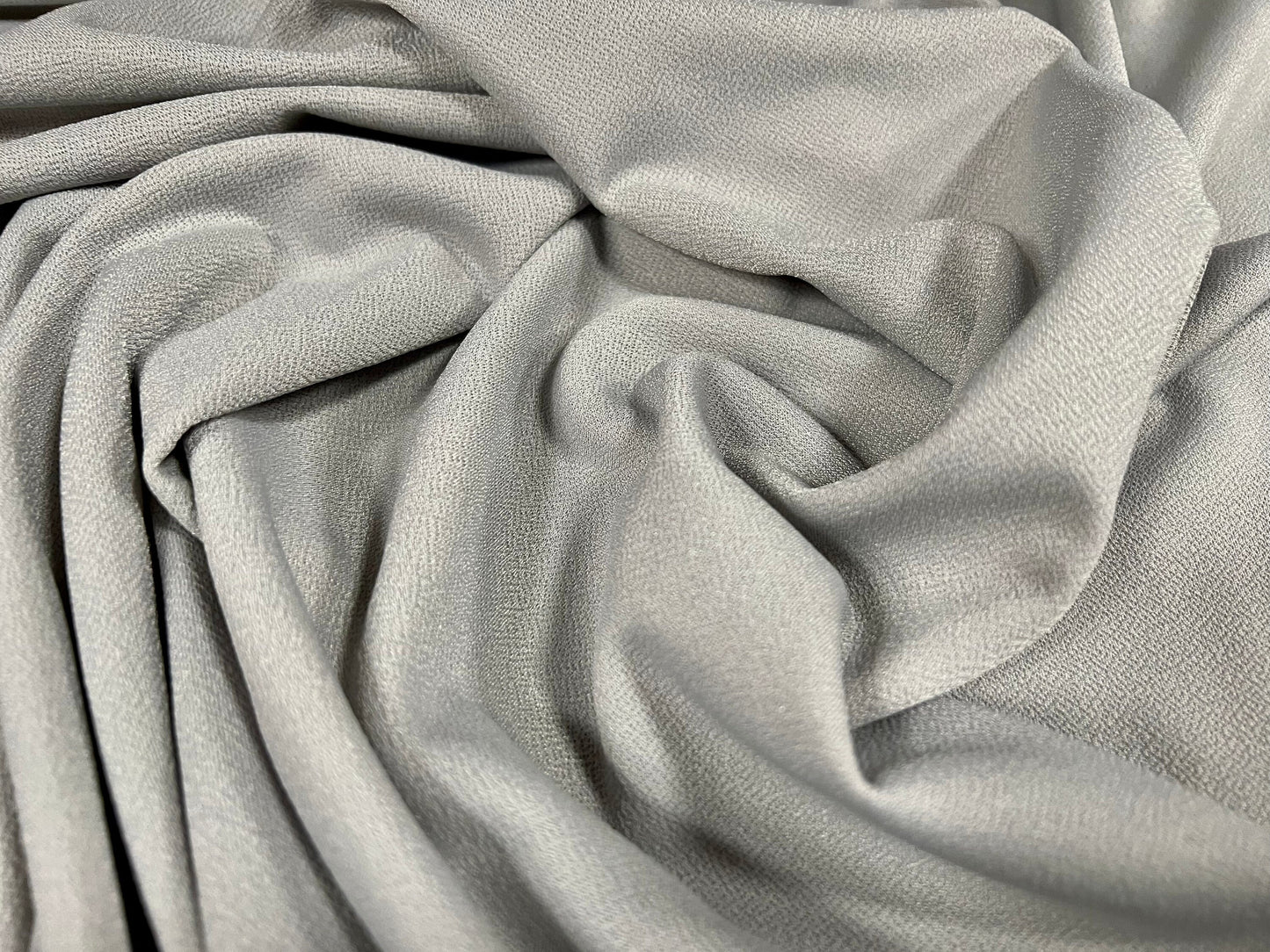 Valentino crepe spandex jersey fabric - similar to scuba - per metre - plain - silver grey