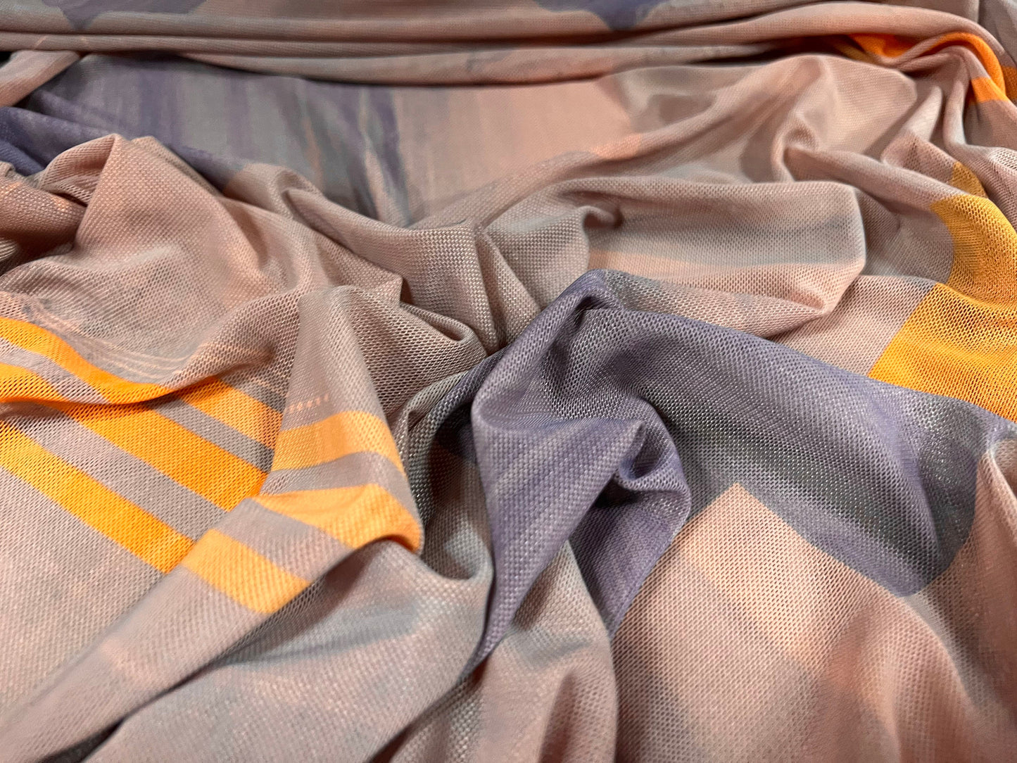 Power mesh net stretch spandex fabric, per metre - 80s retro geometric shapes print - dusky lilac
