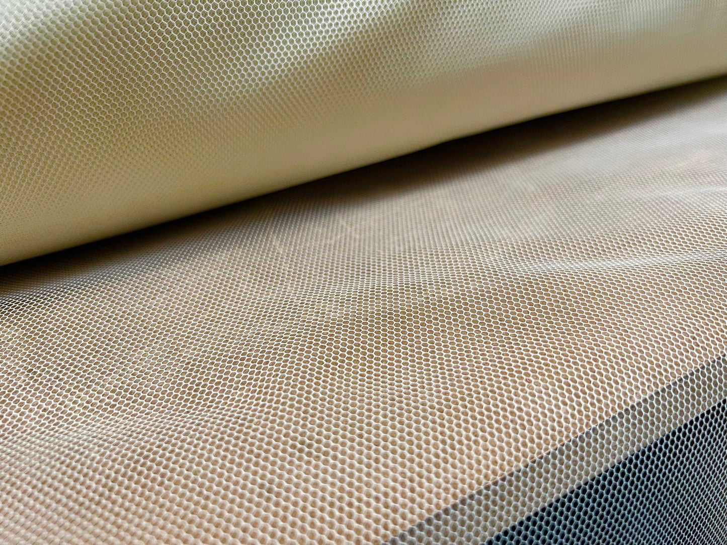 Tulle tutu mesh net fabric, per metre - plain - cream