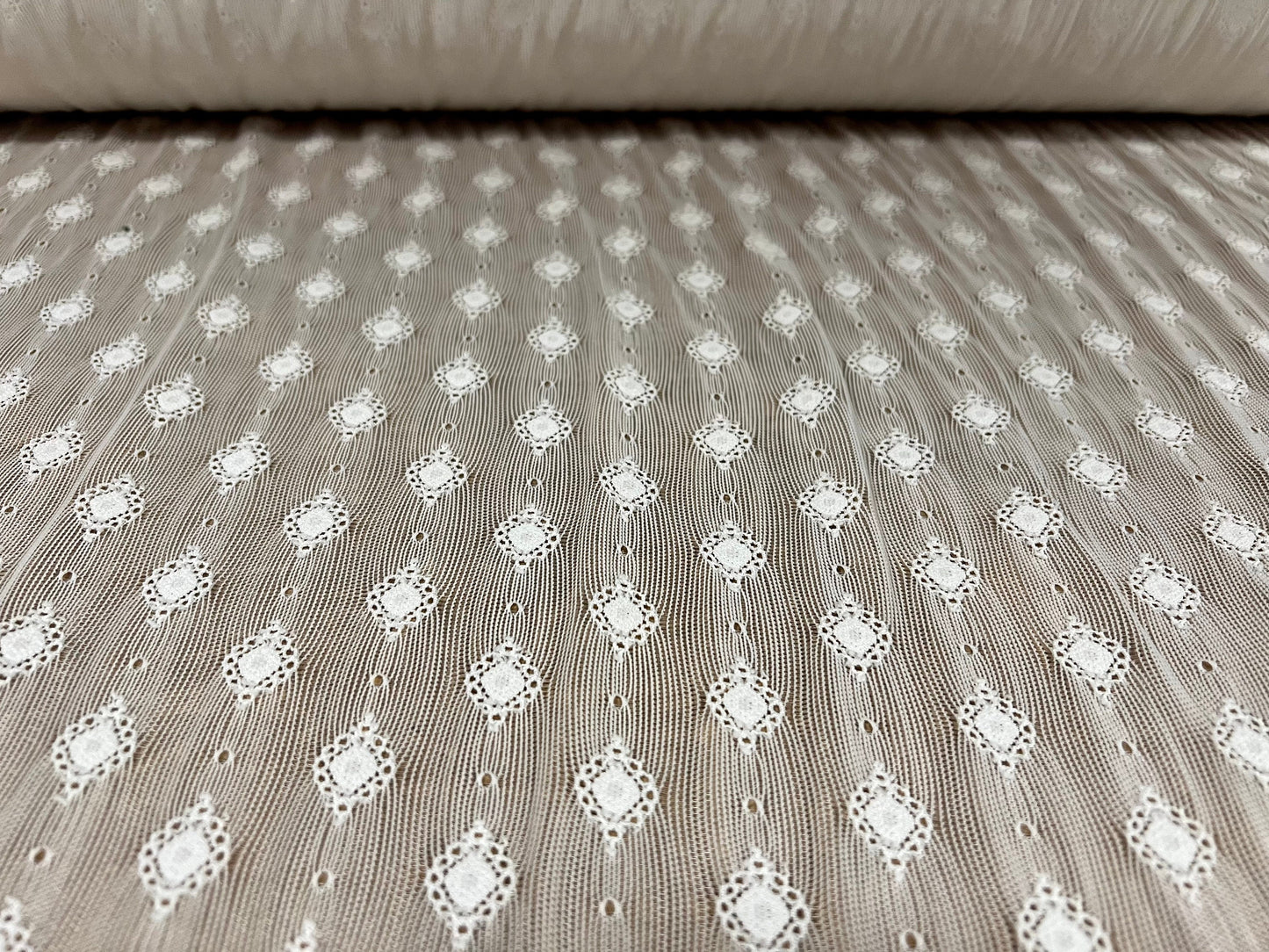 Power mesh net stretch spandex fabric, per metre - jacquard embroidery design - White