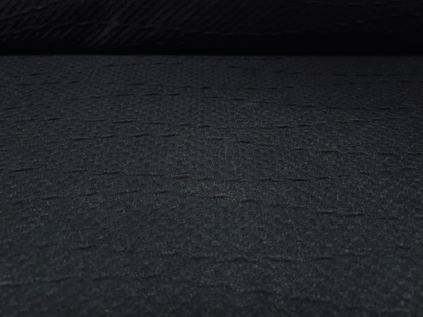 Wave jacquard single jersey dress fabric, per metre - black