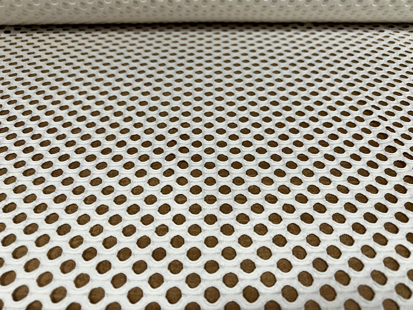 Jumbo fishnet mesh stretch spandex jersey fabric, per metre - white