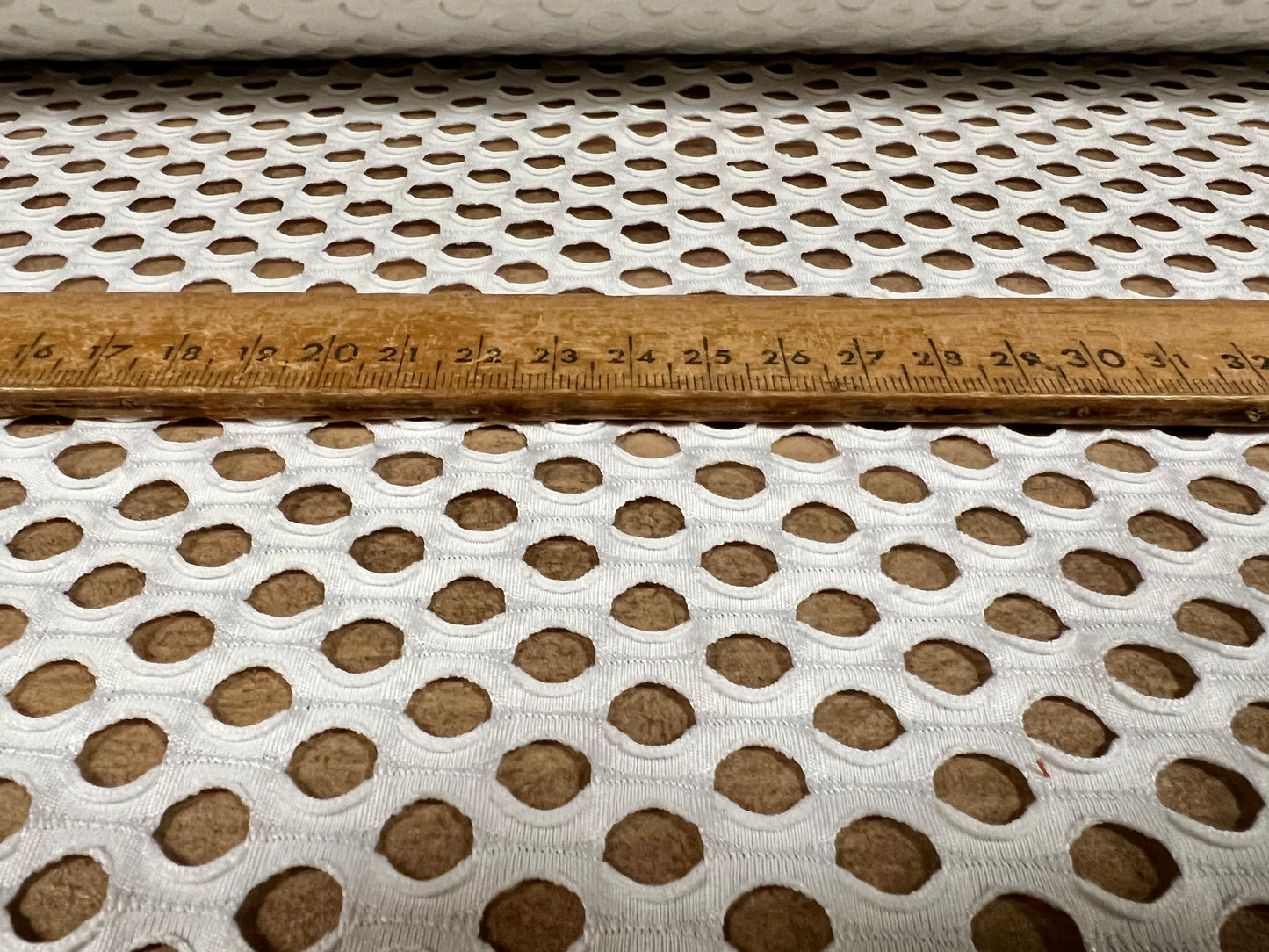 Jumbo fishnet mesh stretch spandex jersey fabric, per metre - white