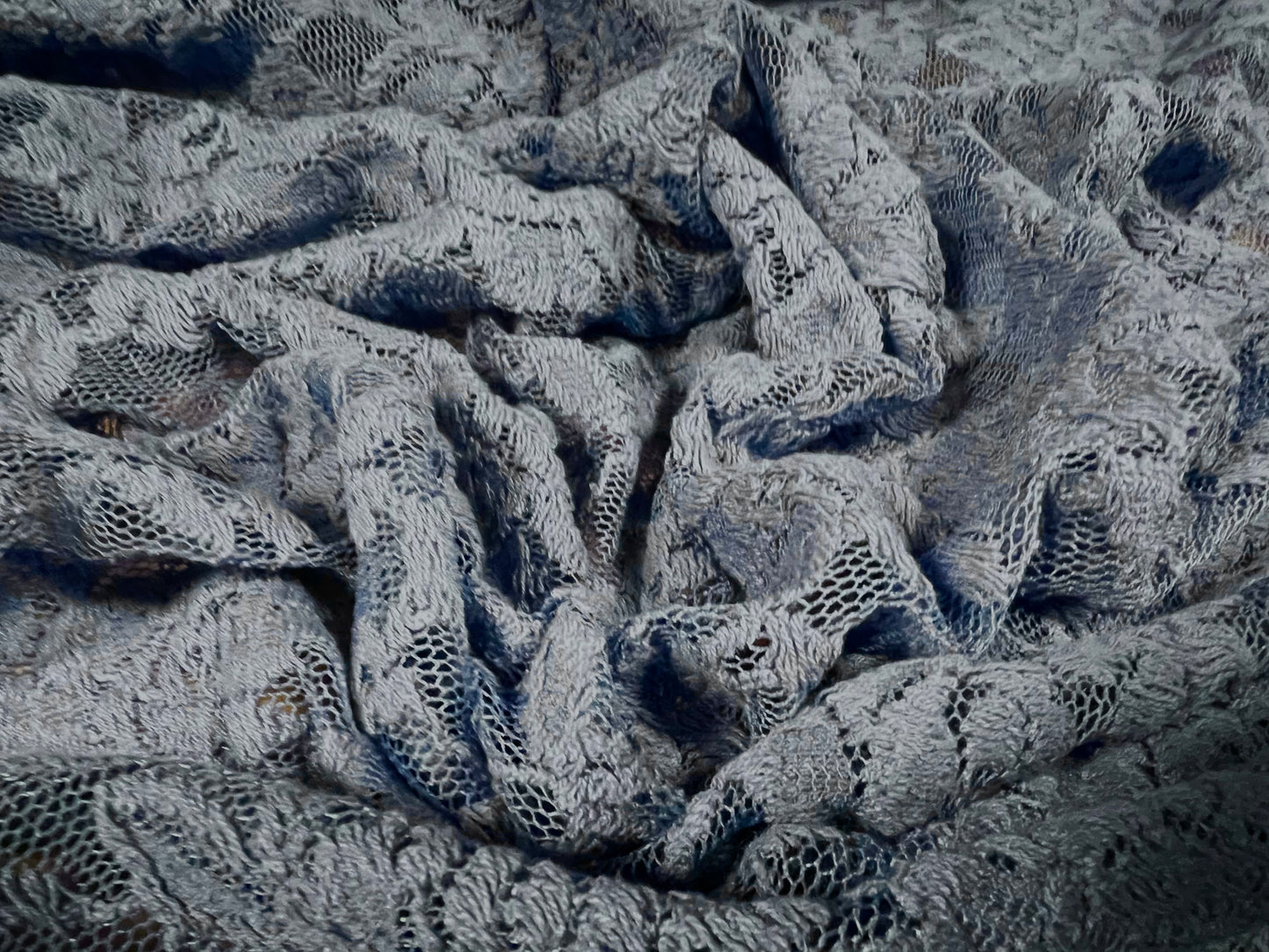 Floral lace fabric with scalloped selvedge, per metre - blue