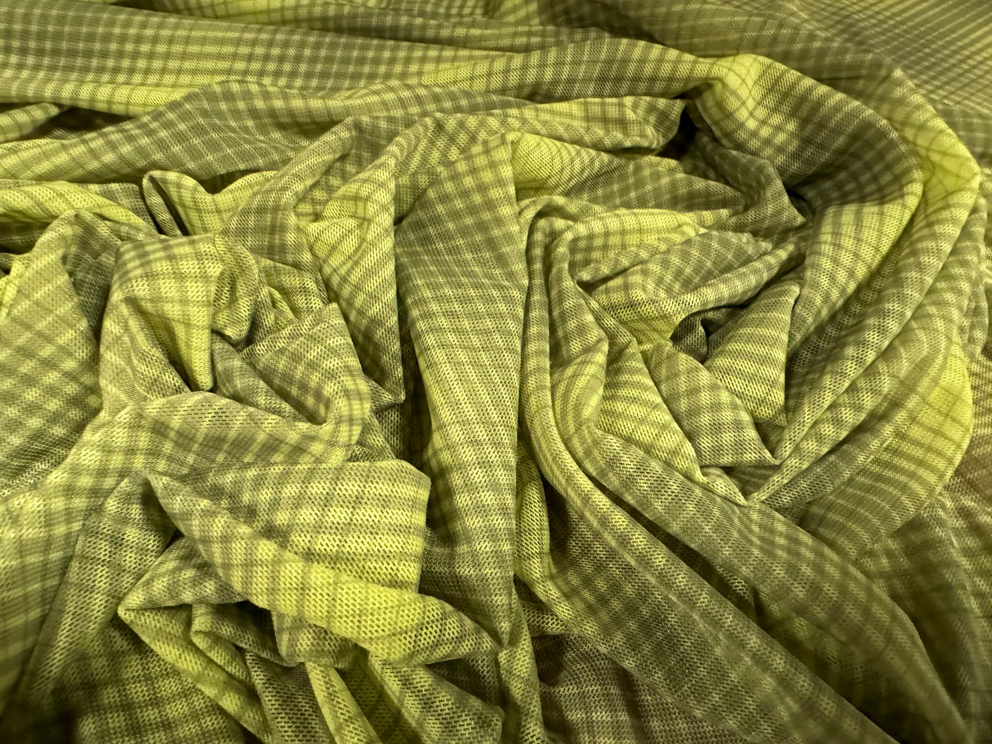 Power mesh net stretch spandex fabric, per metre - psychedelic geometric print - lime