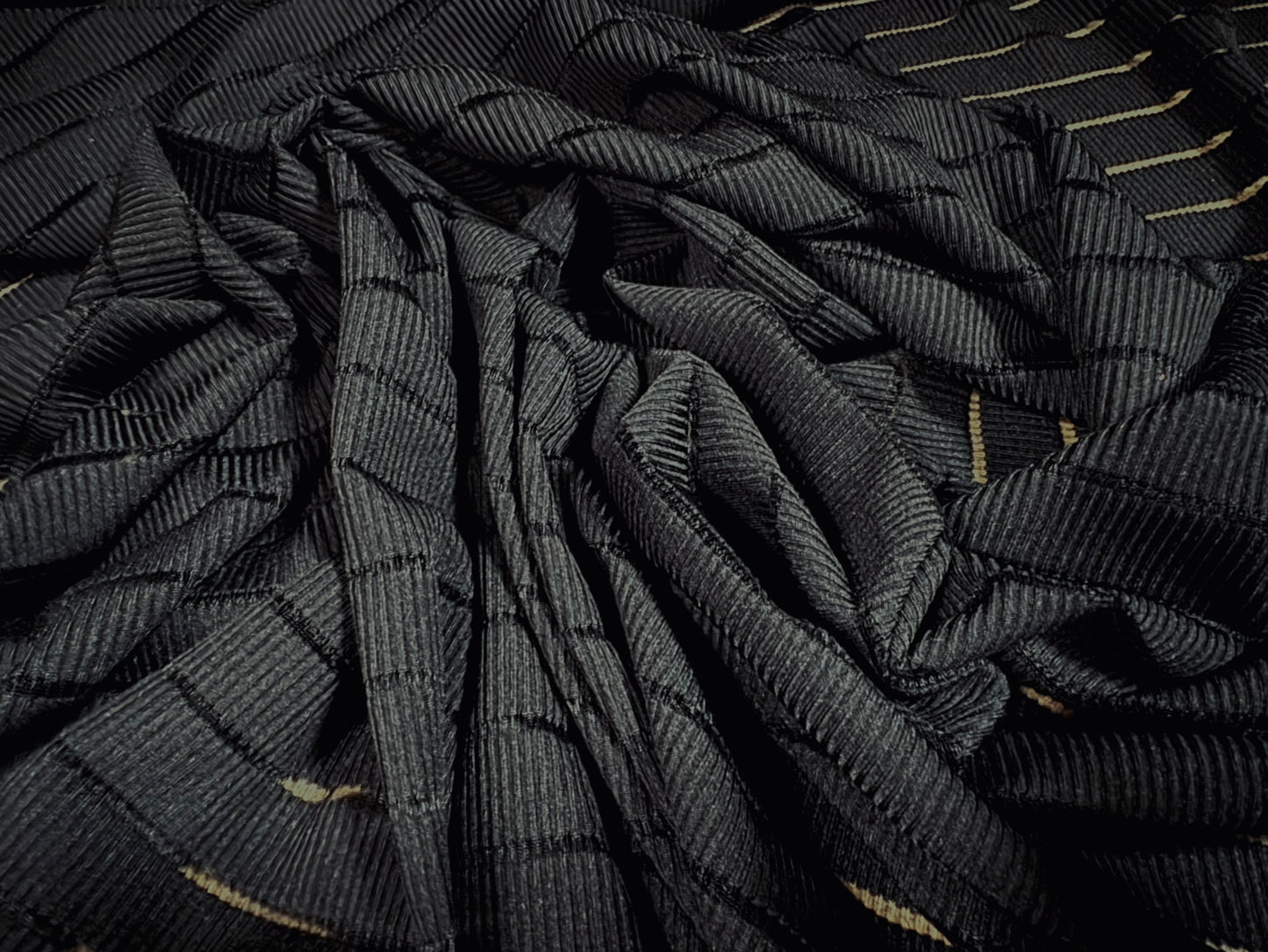 Needle-out stripe stretch spandex ribbed jersey fabric, per metre - black