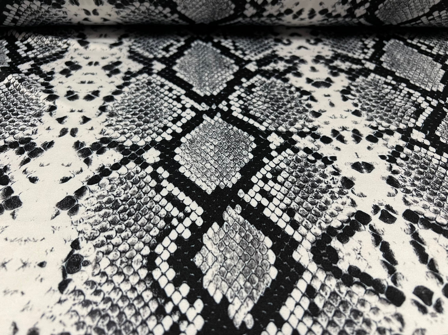 Stretch spandex single jersey fabric, per metre - snakeskin print - grey white & black