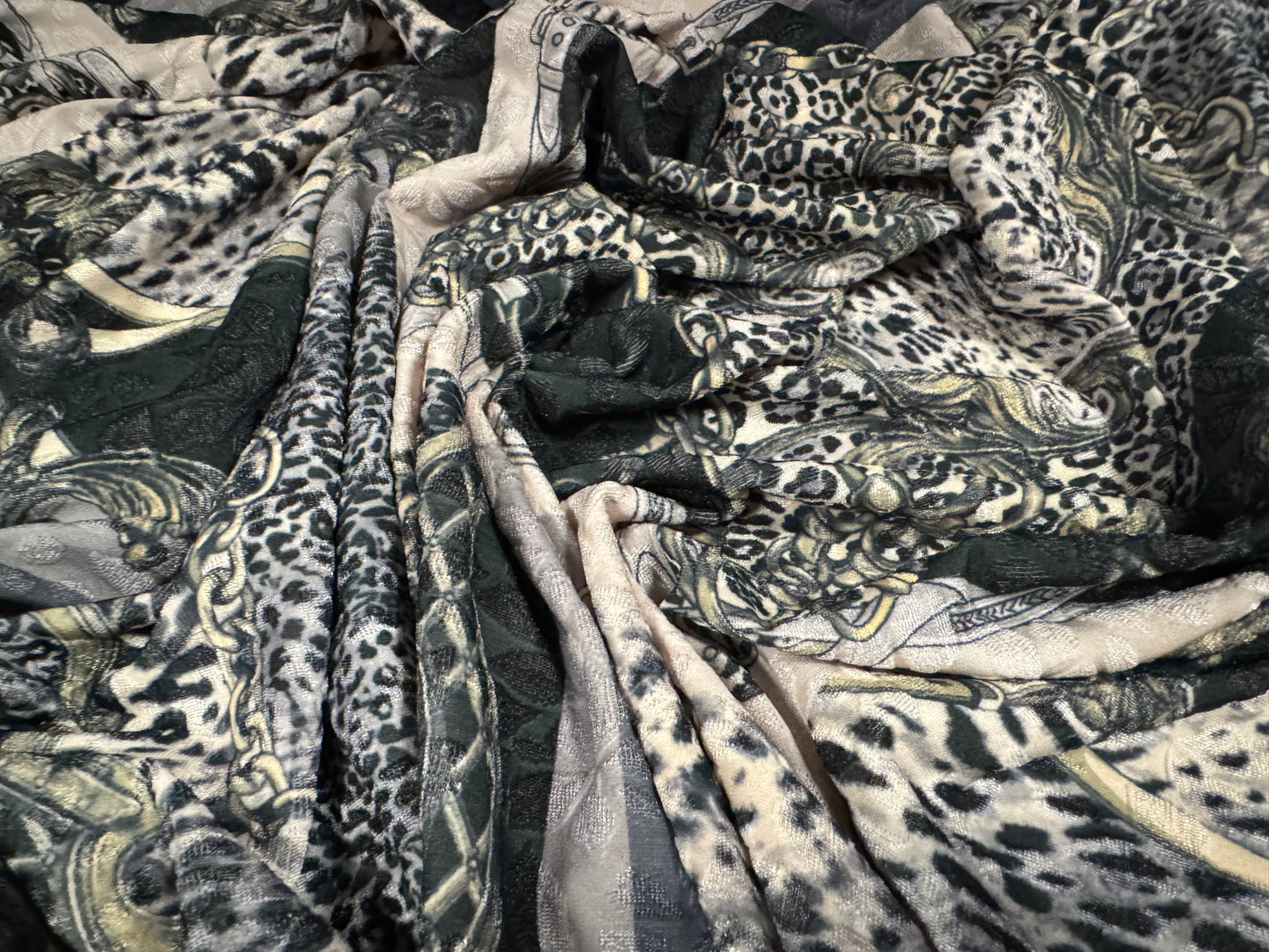 Stretch spandex jersey jacquard fabric, per metre - leopardskin & buckles print - dove grey