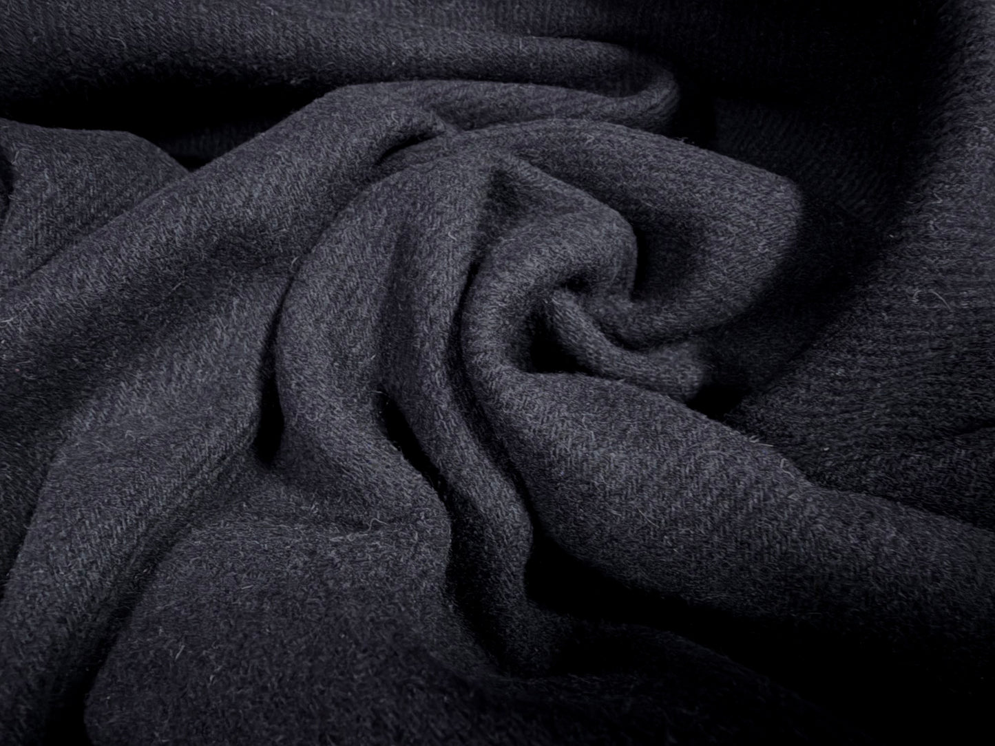 Heavyweight wool flannel fabric, per metre - plain - navy