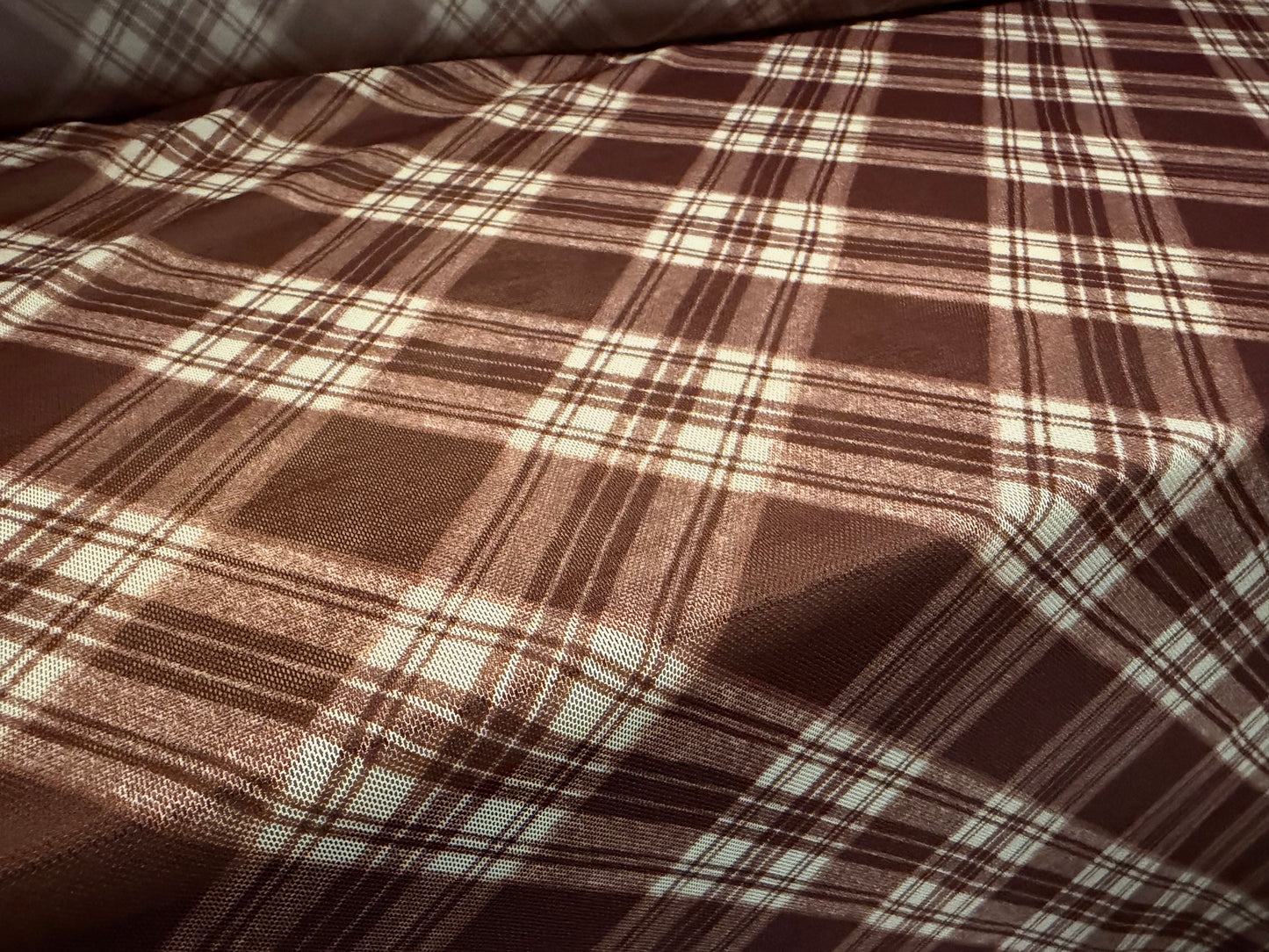Power mesh net stretch spandex fabric, per metre - Argyle check print - chestnut brown