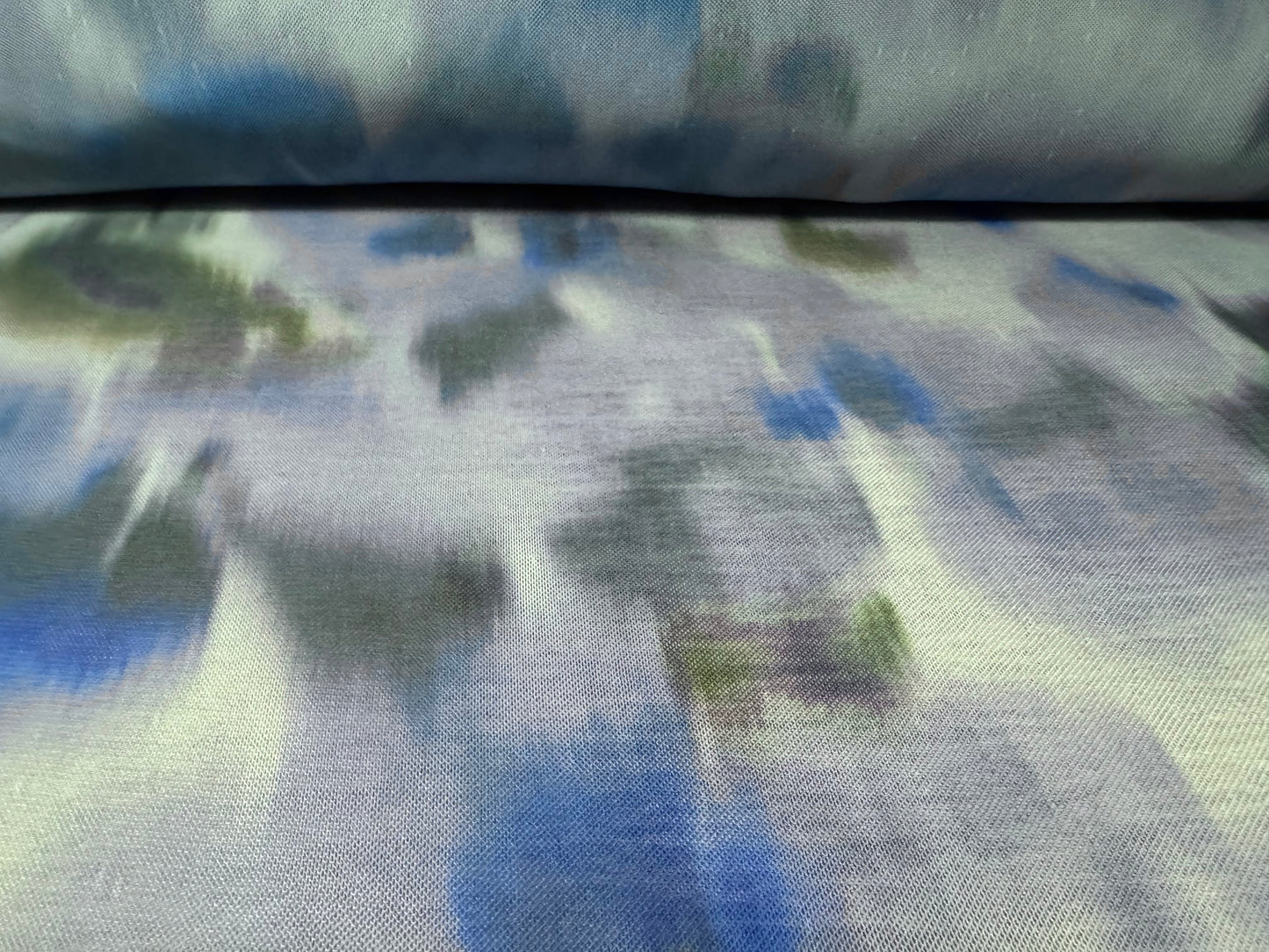 Power mesh net stretch spandex fabric, per metre - smudge print - blue