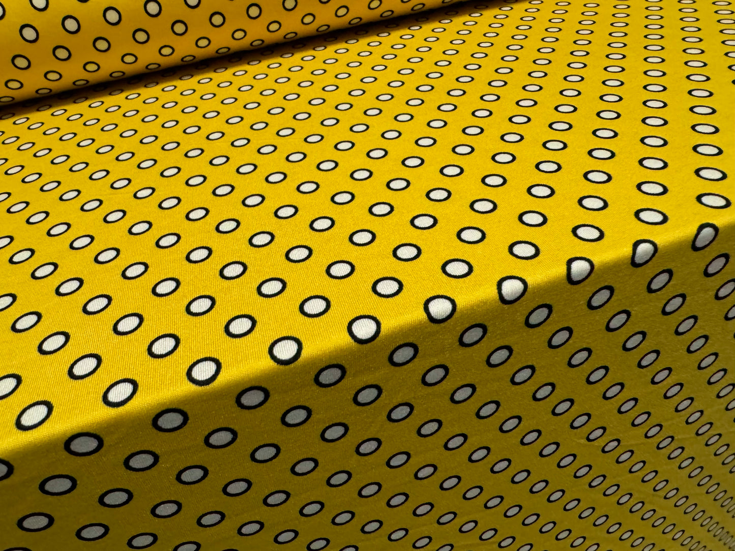 Stretch spandex single jersey fabric, per metre - Bright spot print - yellow