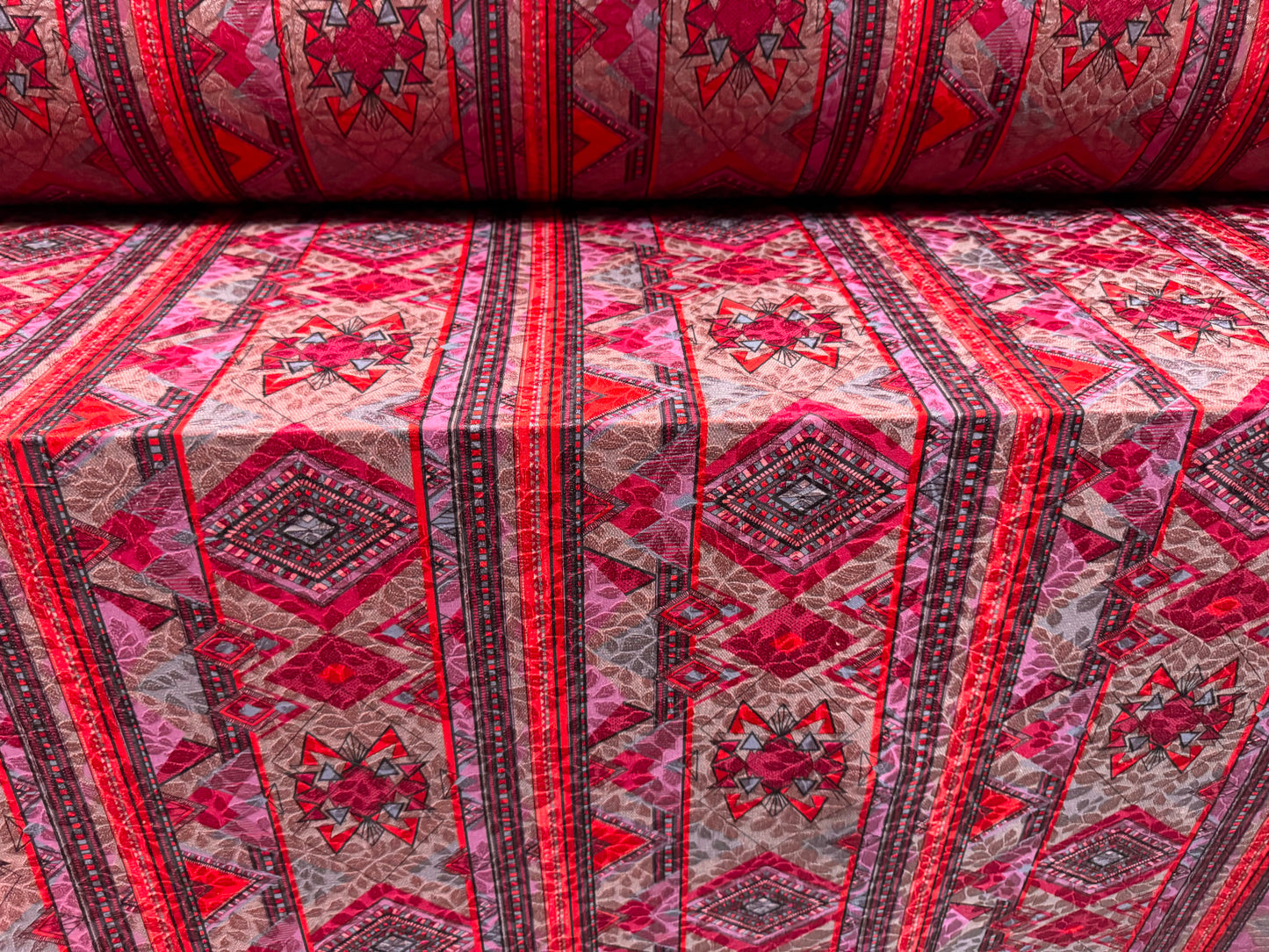 Stretch spandex jersey jacquard fabric, per metre - Aztec print - wine & dusky pink