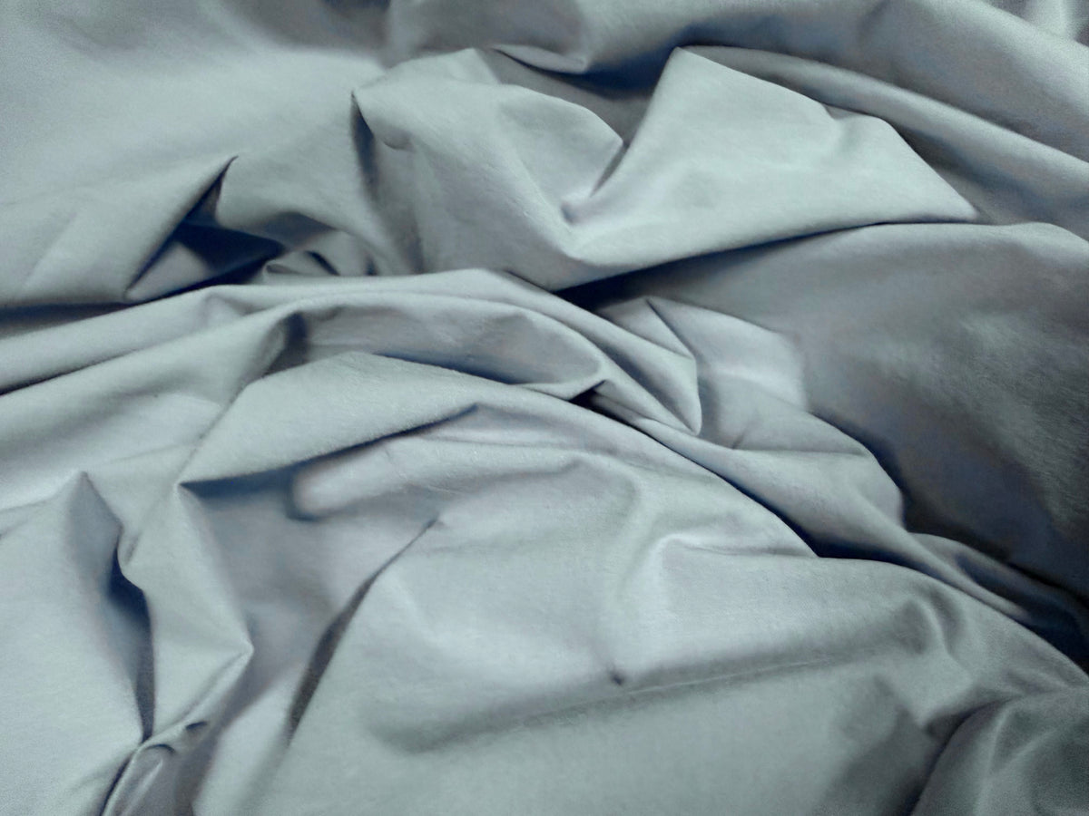 Plain weave cotton fabric, per metre - China Blue