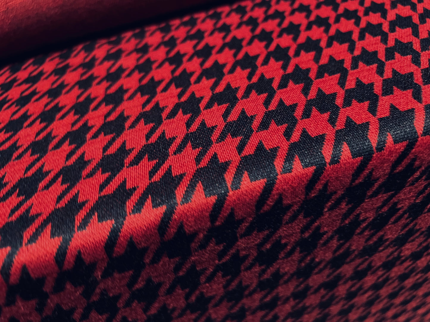 Double jersey knitwear fabric, per metre - houndstooth jacquard - red & black