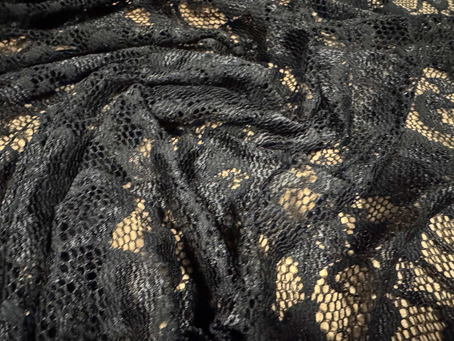 Stretch spandex lace fabric, per metre - floral - black