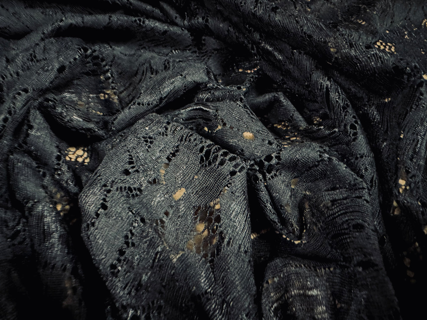 Stretch spandex lace fabric, per metre - flowers - black