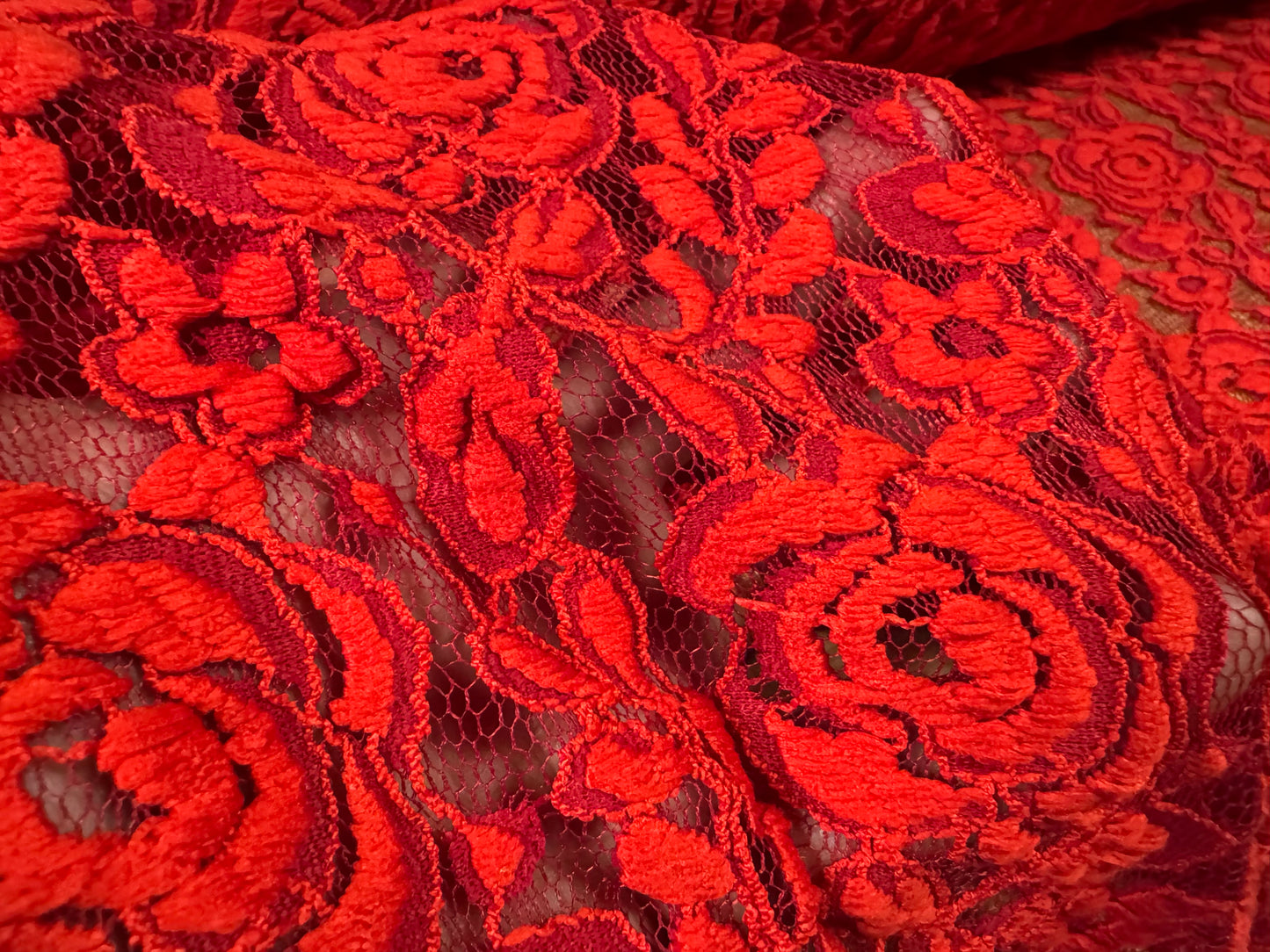 Rose design stretch lace dress fabric, per metre - Red