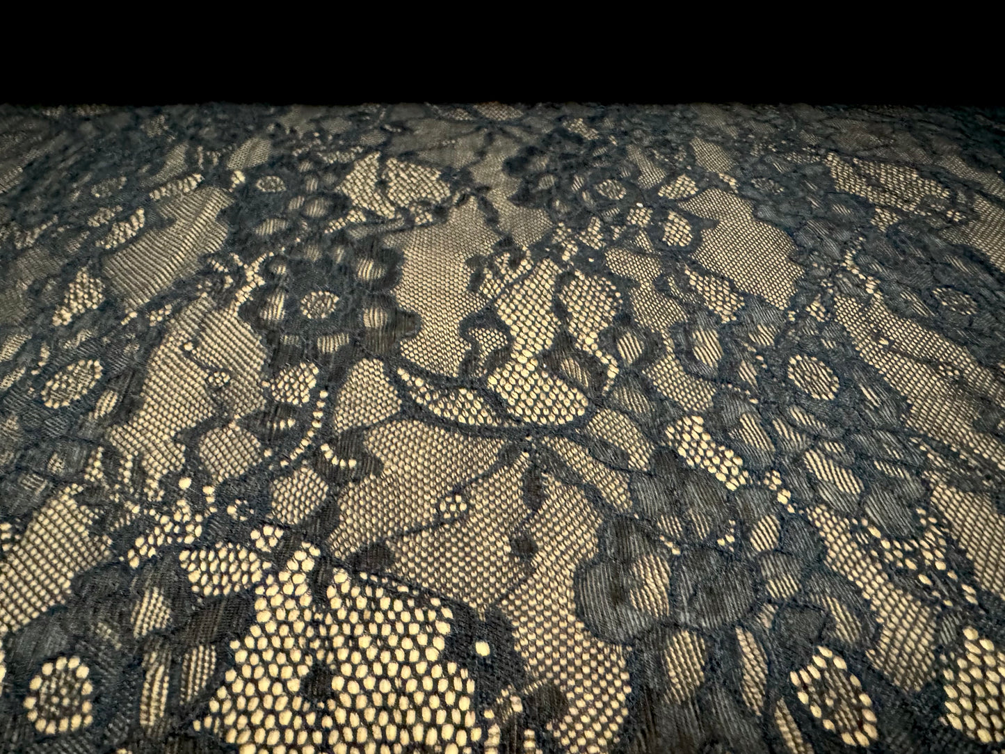 Stretch spandex lace fabric, per metre - flower design - black