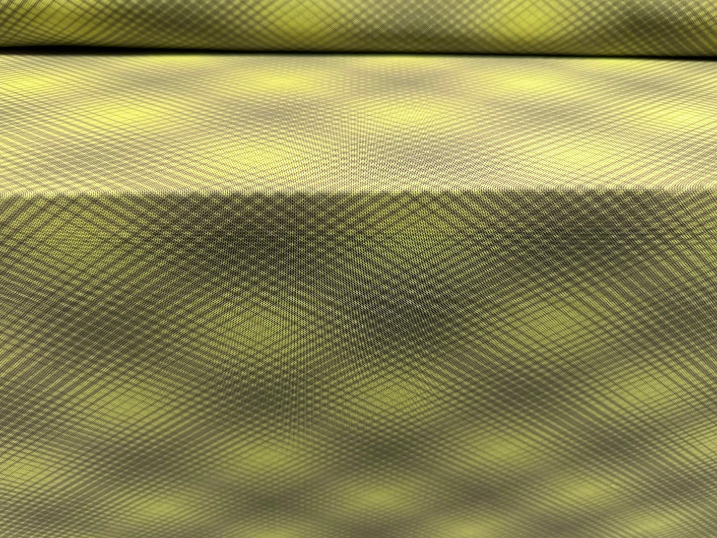 Power mesh net stretch spandex fabric, per metre - psychedelic geometric print - lime