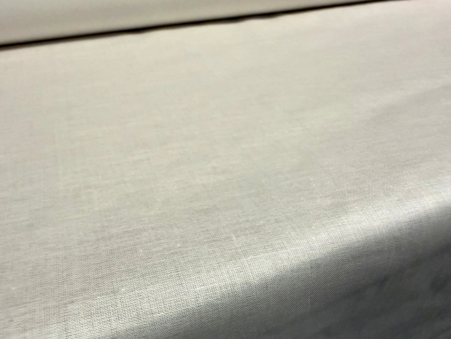 Glazed cotton lawn plain weave fabric, per metre - white
