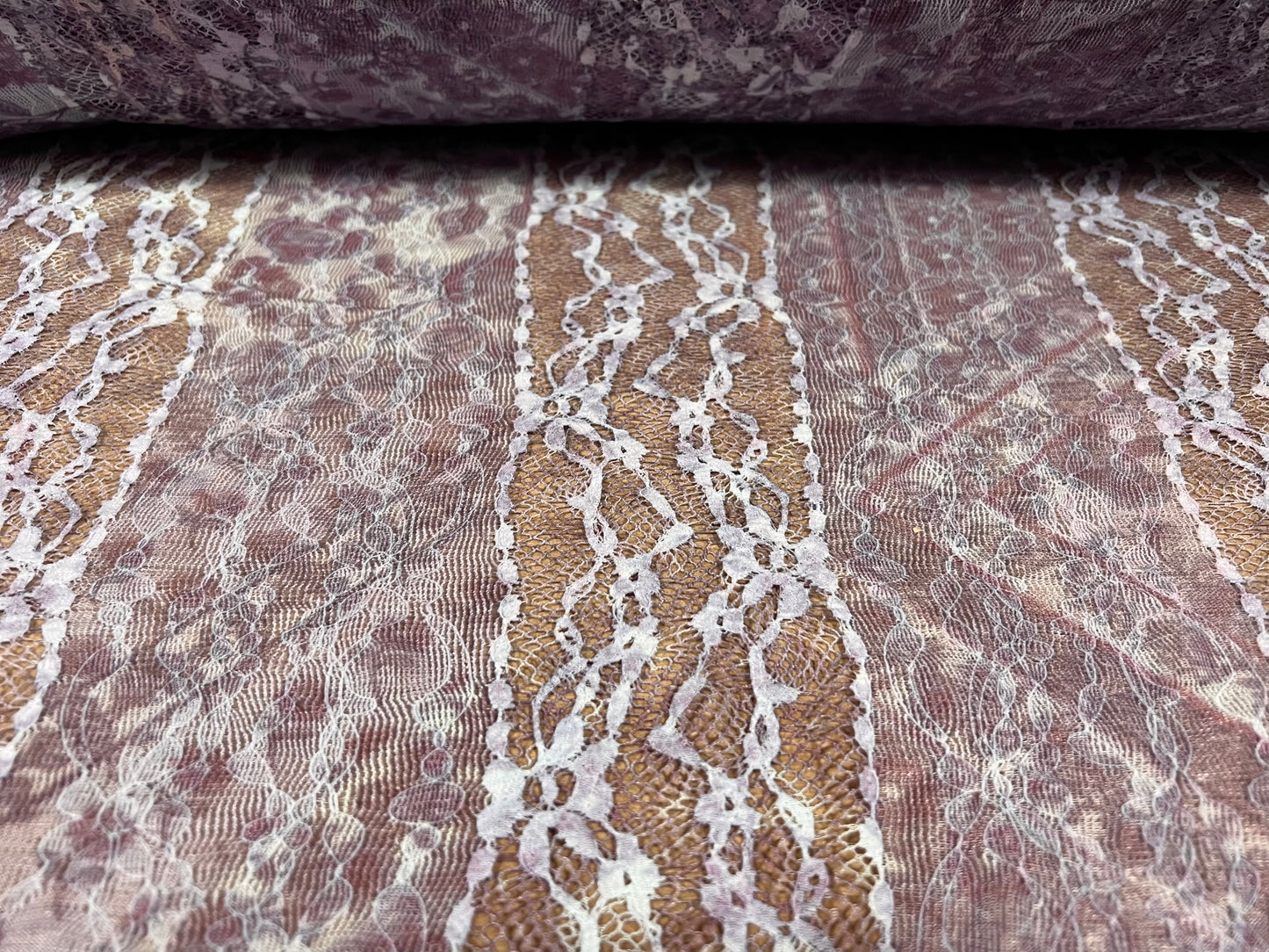 Stretch spandex lace fabric, per metre - paisley print with floral stripe - lilac