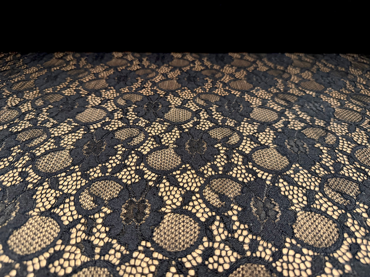 Stretch spandex lace dress fabric with scalloped selvedge, per metre - floral - black