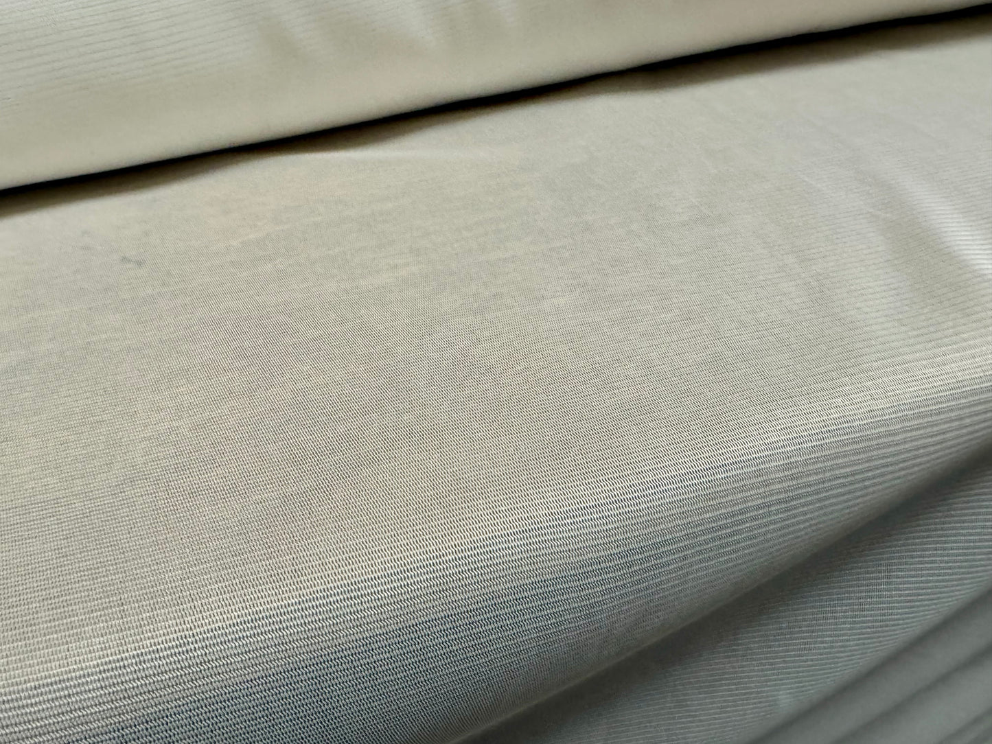 Fine lightweight mesh fabric, per metre - Plain - ivory