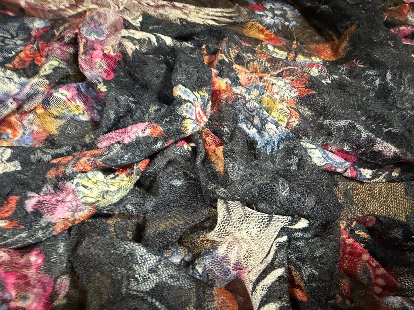Stretch spandex mesh lace fabric, per metre - Chinoiserie print - black