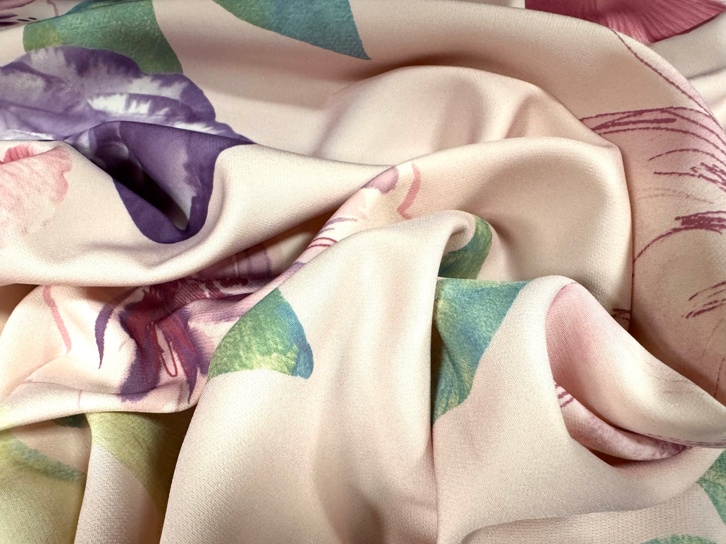 Barcelona stretch woven dress fabric, per metre - jumbo flower print - light pink & lilac