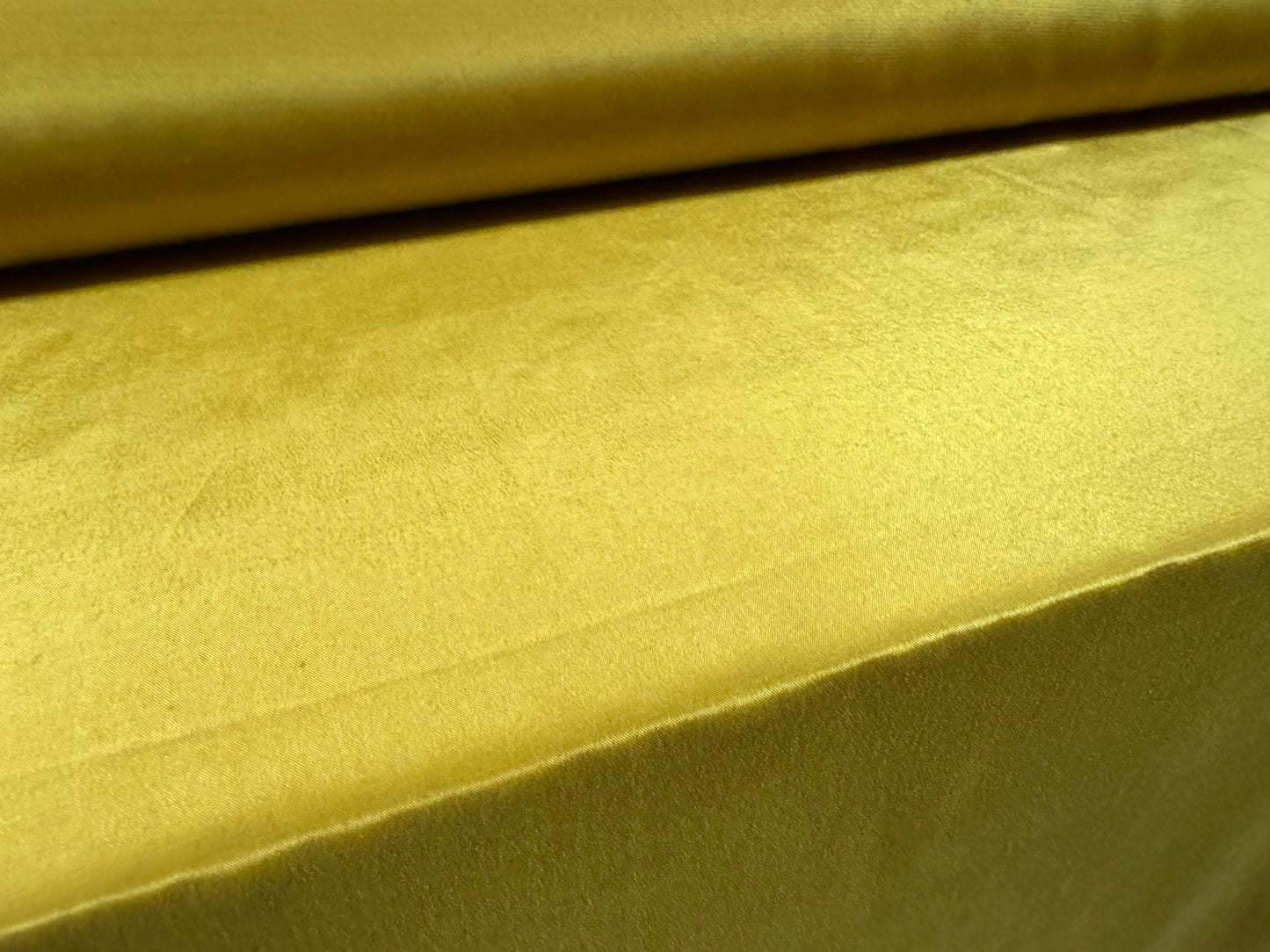 Crepe de chine woven dress fabric, per metre - plain - chartreuse
