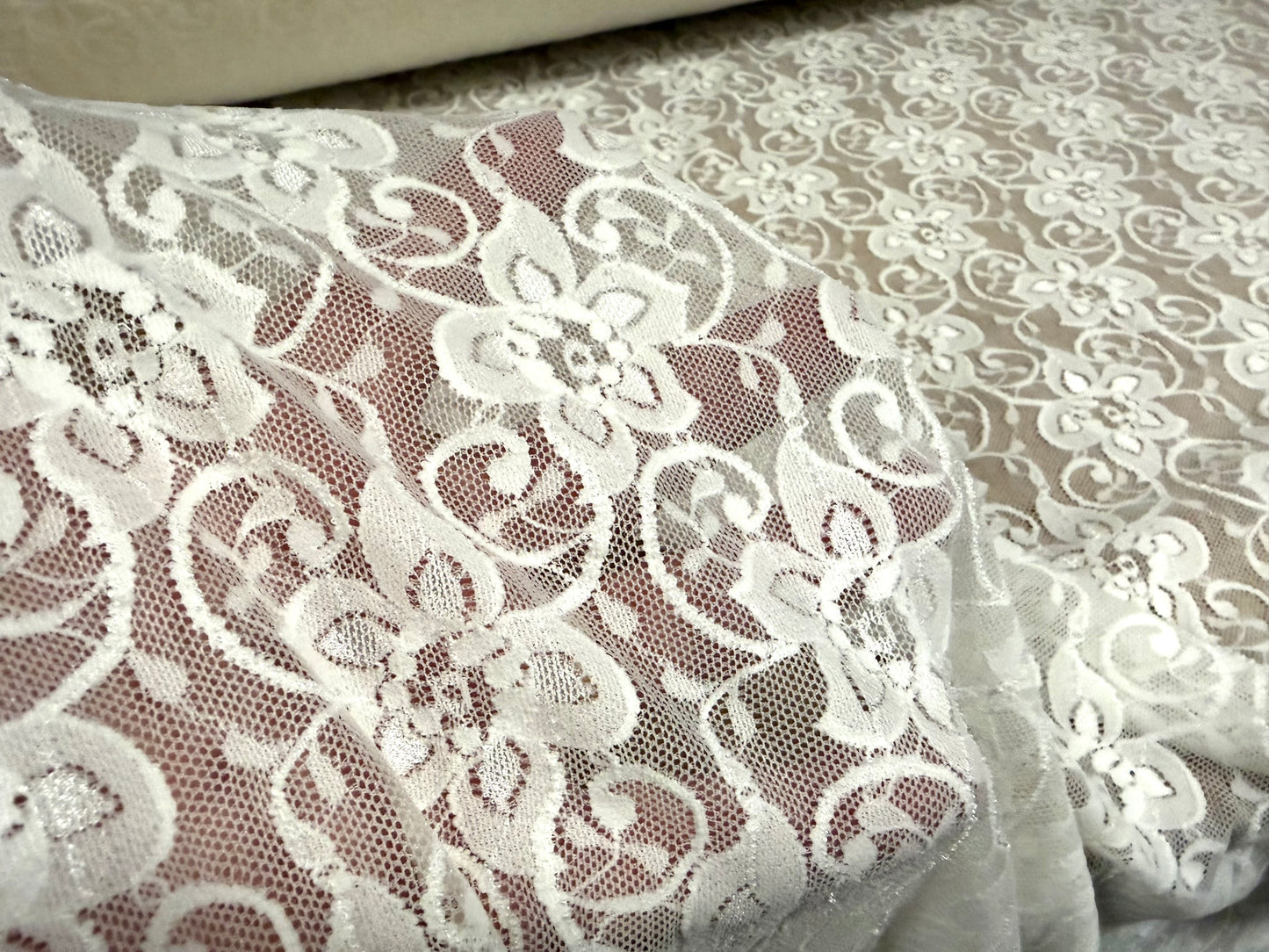 Stretch spandex lace fabric, per metre - floral - cream