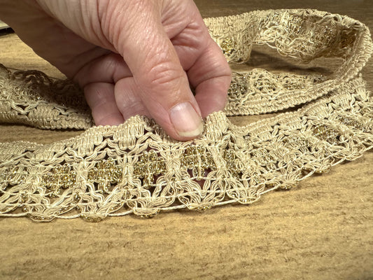 Metallic crochet lace edging trim fabric with scallop, per metre - stone with gold lurex
