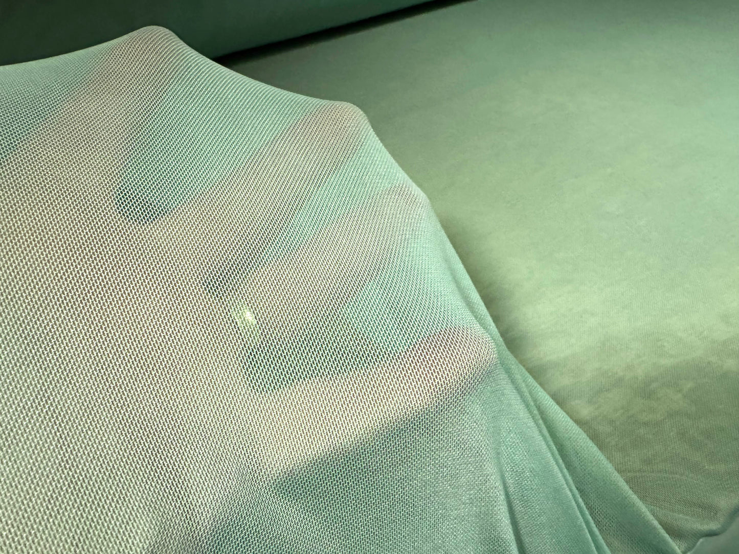 Power mesh net stretch spandex fabric, per metre - plain - mint green
