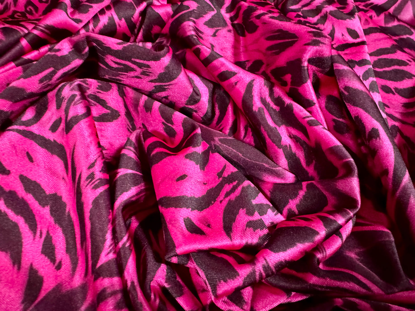 Swimwear stretch spandex jersey fabric, per metre - psychedelic damask print - hot cerise pink