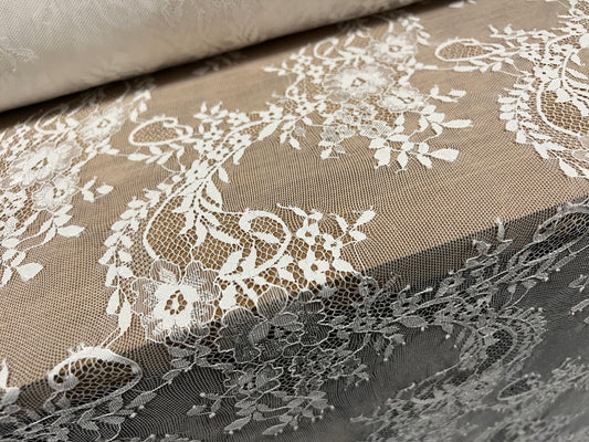 Stretch mesh lace net fabric, per metre - floral - ivory