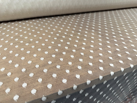 Fine lightweight mesh net fabric, per metre - dobby spot - white