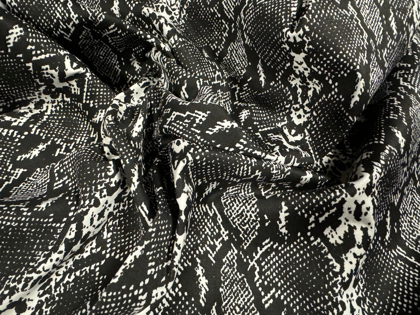 Stretch cotton twill woven fabric, per metre - snakeskin print - black & white