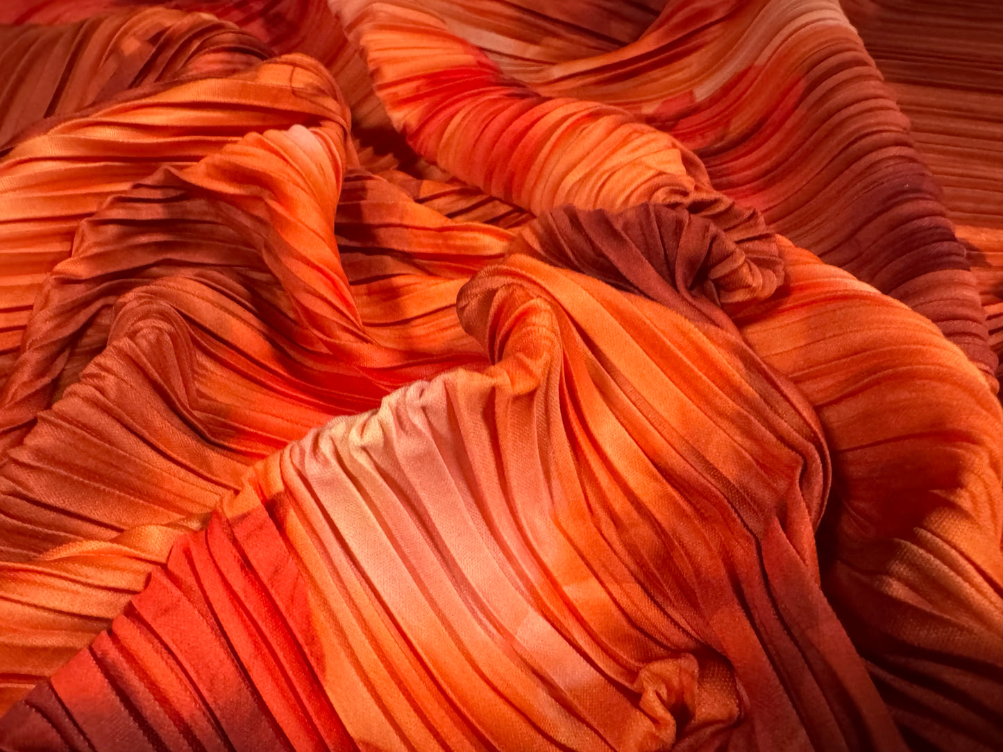 Stretch plissé pleated dress fabric, per metre - flower print - orange