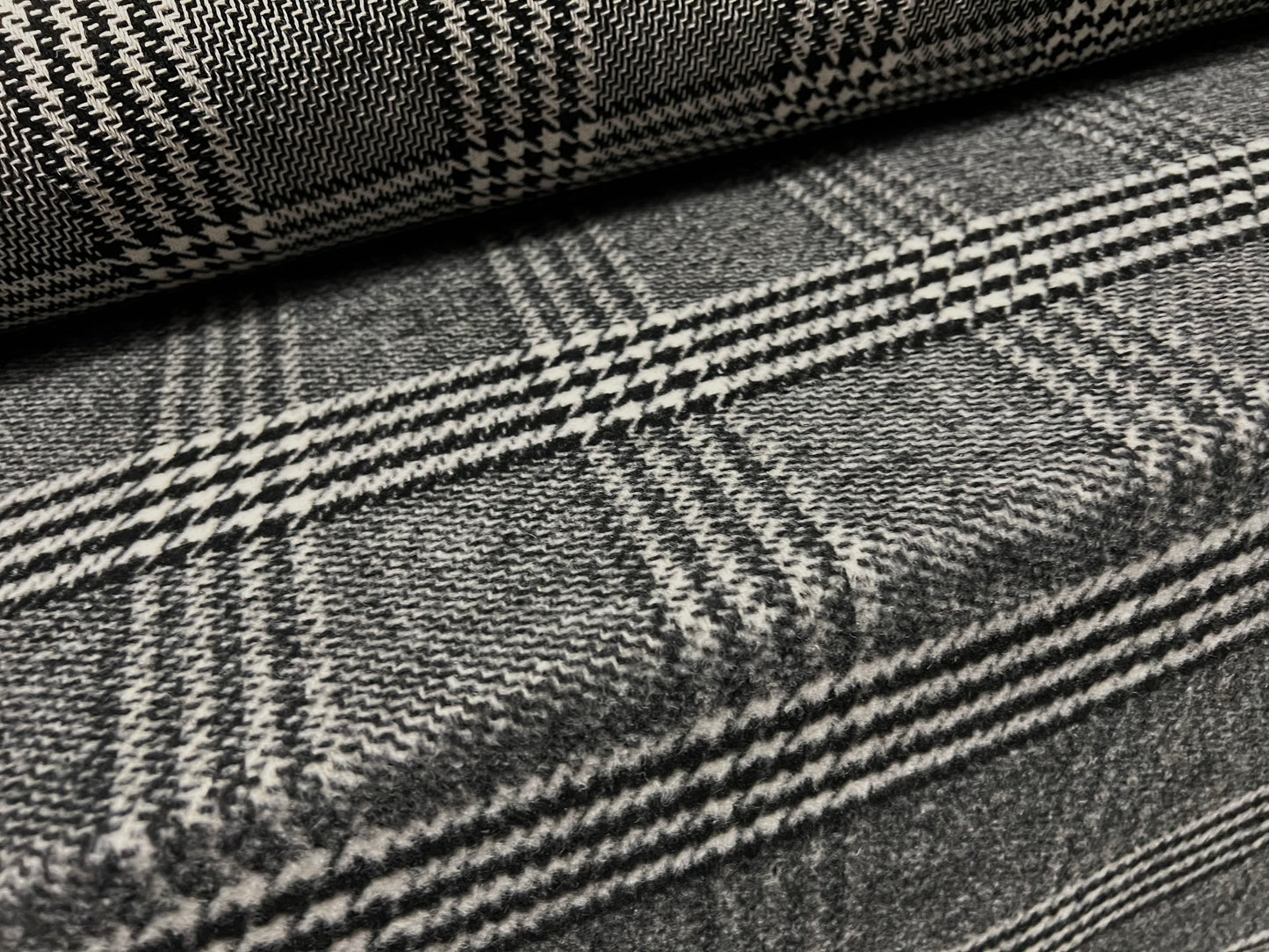 Wool mouflon coat jacket fabric, per metre - Prince of Wales check - grey