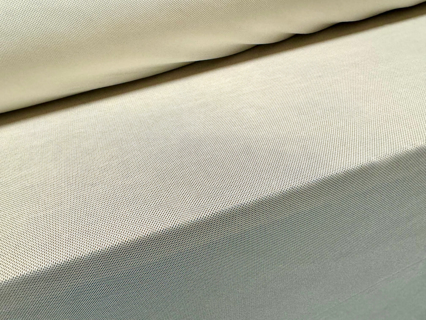 Power mesh net stretch spandex fabric, per metre - plain - cream