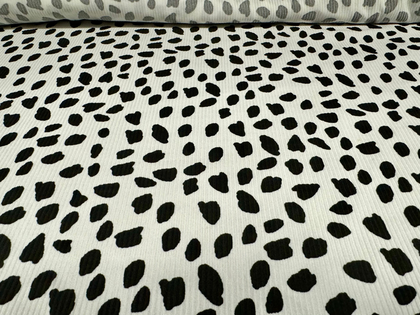 Stretch spandex ribbed jersey fabric, per metre - Dalmatian print - white & black