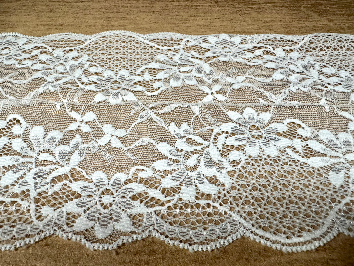 Scalloped stretch lace edging trim fabric, per metre - floral - ivory