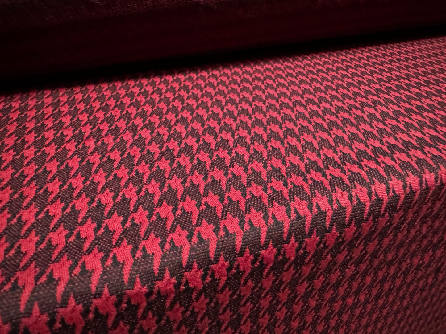 Lightweight stretch knitwear jersey fabric, per metre - houndstooth - wine