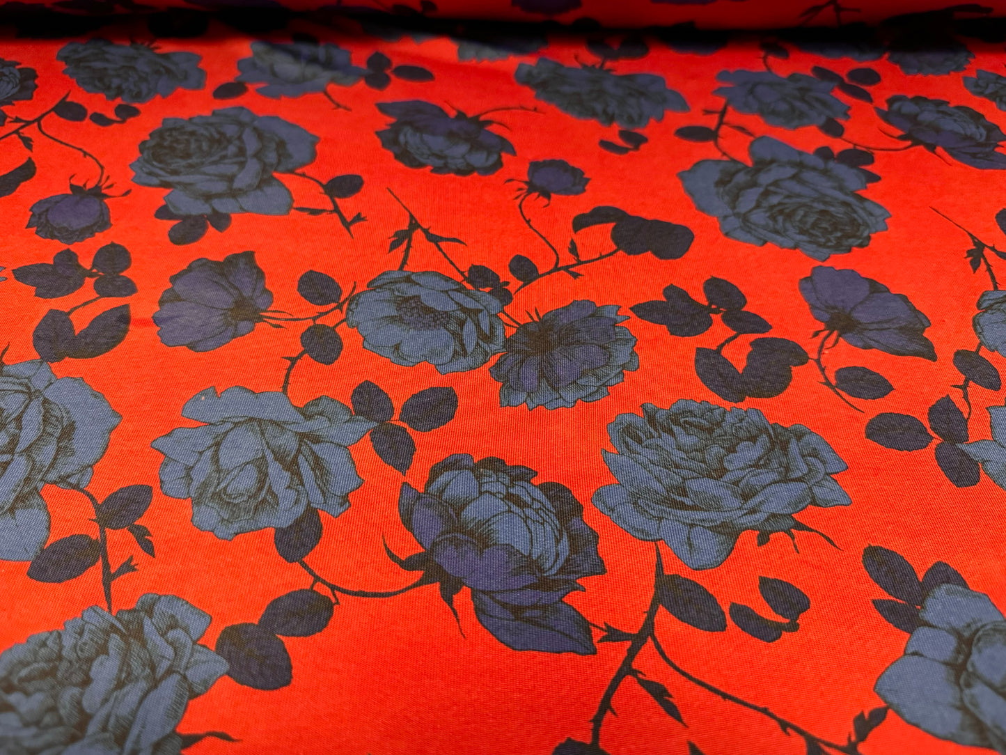 Stretch spandex single jersey fabric, per metre - roses print - red & blue