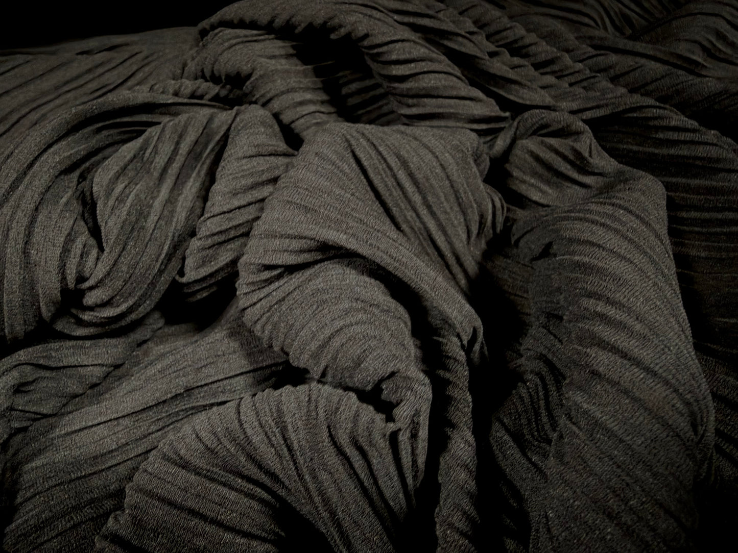 Plissé thick & thin stretch spandex jersey fabric, per metre - plain - charcoal