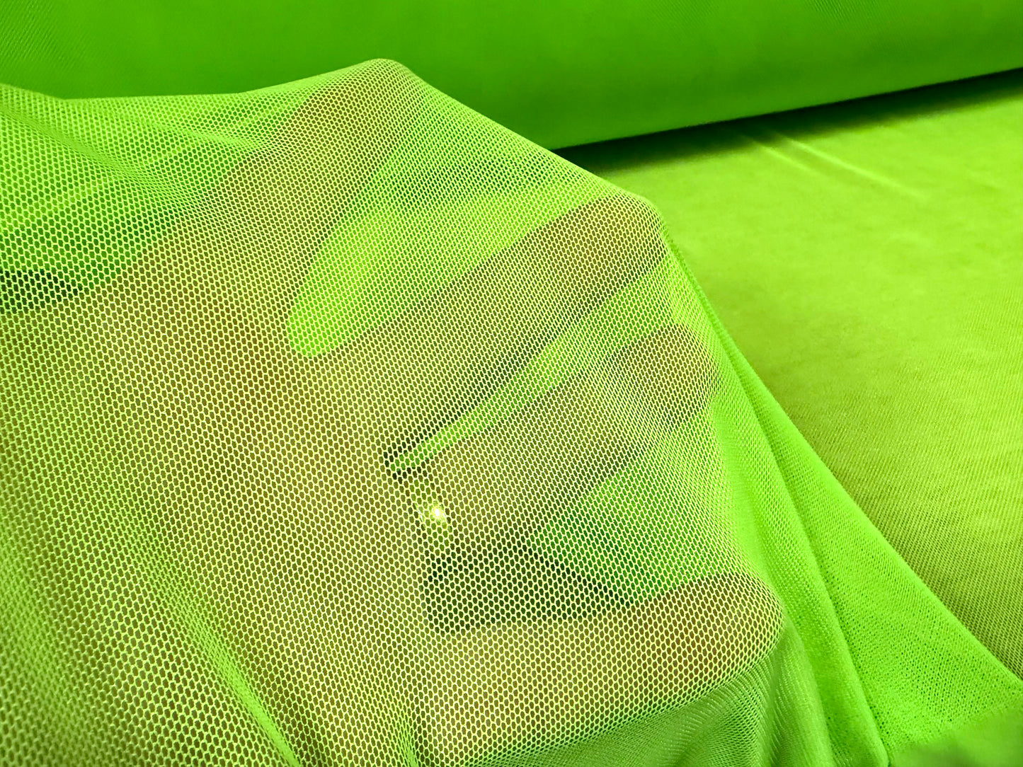 Power mesh net stretch spandex fabric, per metre - plain - fluorescent green